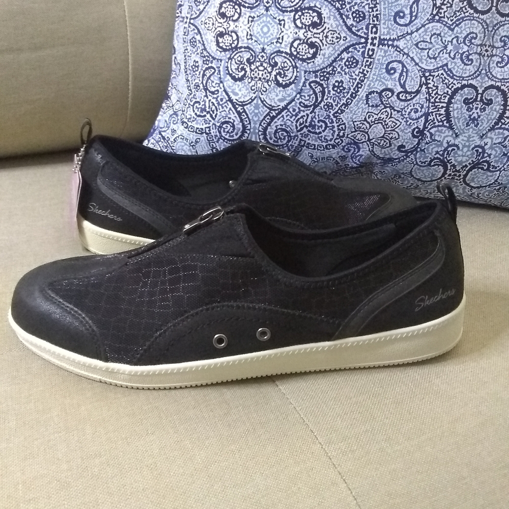 Skechers Madison AVE-City MUZE shoes black NWOT - Picture 1 of 12